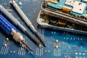 Telefon szerviz keresése során hogyan találjuk meg a legjobb szolgáltatást?