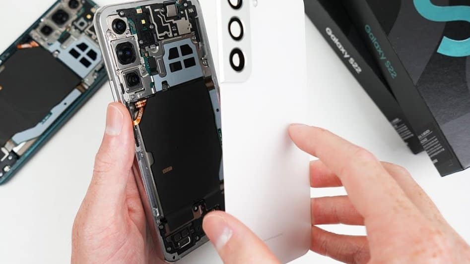 Miért fontos a gyári alkatrészek használata a Samsung szerviz során?