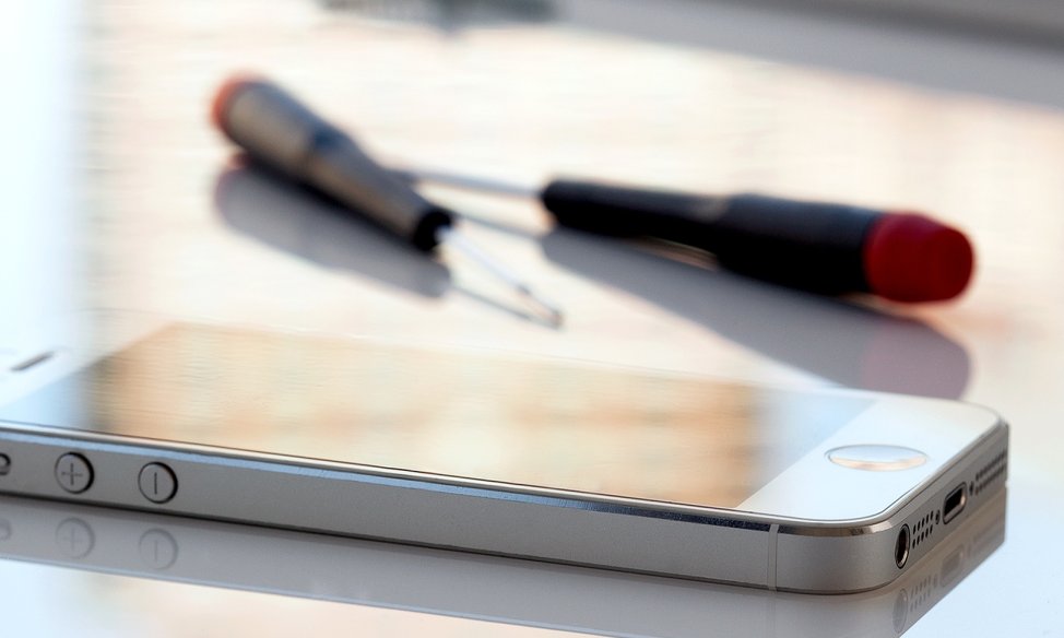 Hogyan alakítsuk át a régi iPhone-unkat hasznos eszközzé?